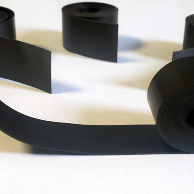 Taśma-magnetyczna-samoprzylepna-taśma-magnes