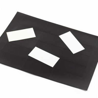 Naklejki-magnetyczne-arkusz-magnes